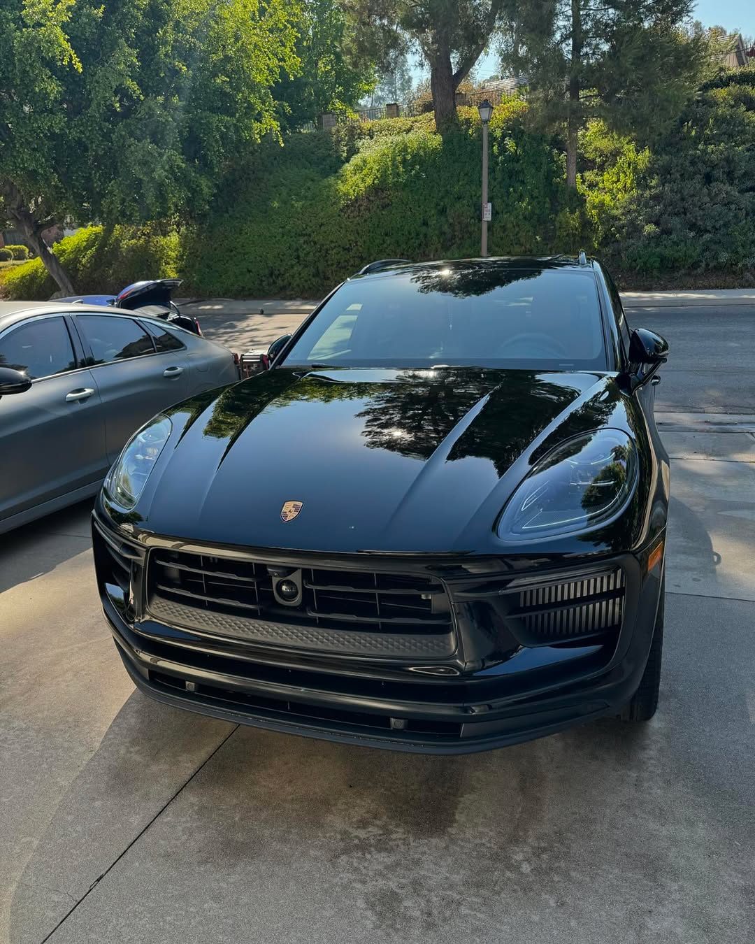 Black luxury SUV after a full exterior detail - Top Valley Detail, San Fernando Valley