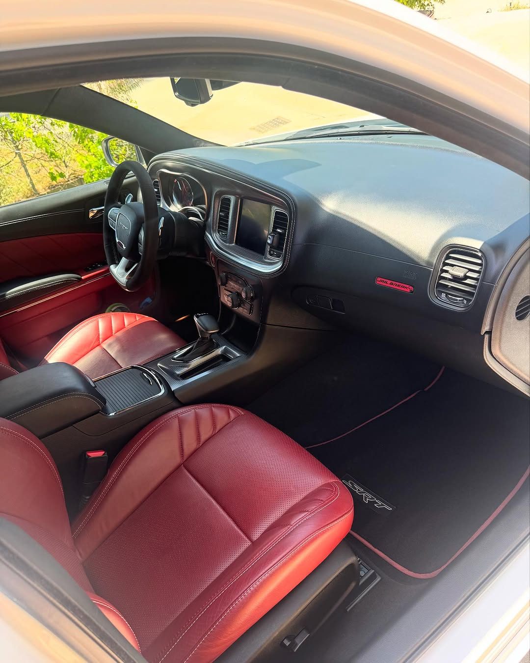 White crossover, front, after an exterior detail - Top Valley Detail